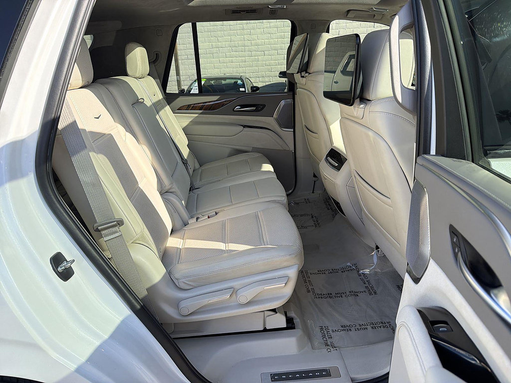 Used 2023 Cadillac Escalade Sport Platinum AWD/4WD image 27