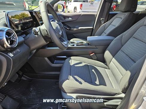 New 2026 Chevrolet Equinox LT w/ Safety and Technology Package AWD/4WD image 6