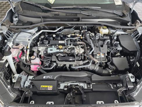Used 2024 Toyota Corolla Cross AWD Hybrid image 9