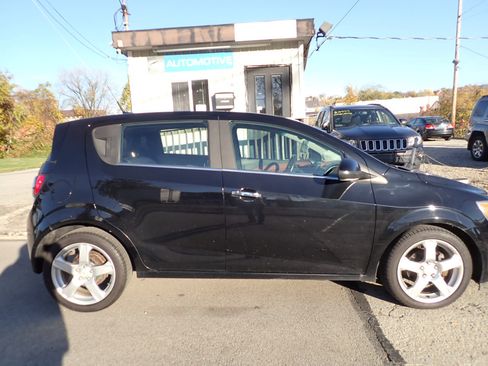 Used 2012 Chevrolet Sonic LTZ image 2
