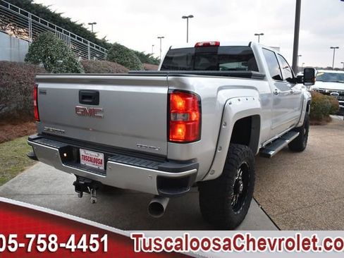 Used 2019 GMC Sierra 2500 Denali w/ Duramax Plus Package image 11