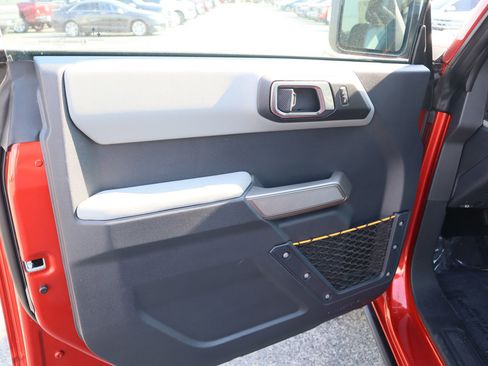 New 2023 Ford Bronco Badlands w/ Sasquatch Package image 19