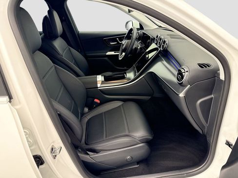 Certified 2026 Mercedes-Benz GLC 300 image 18