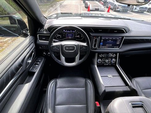 Used 2021 GMC Yukon Denali w/ Denali Ultimate Package image 19