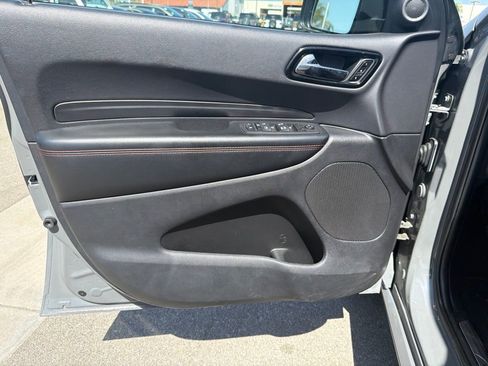 Used 2025 Dodge Durango GT AWD/4WD image 15
