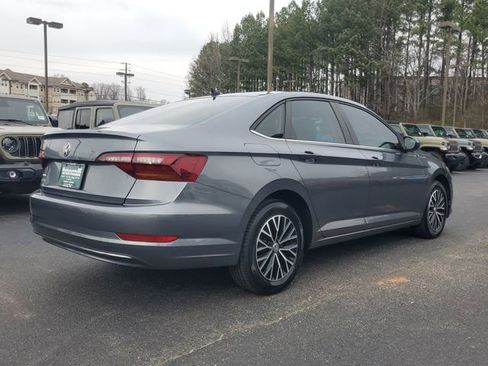 Used 2019 Volkswagen Jetta SE image 6