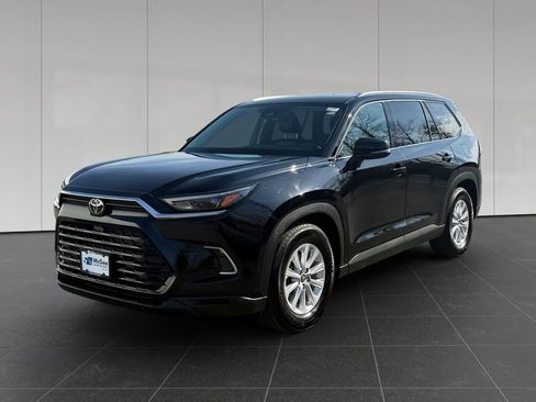 Used 2026 Toyota Grand Highlander AWD Hybrid image 1