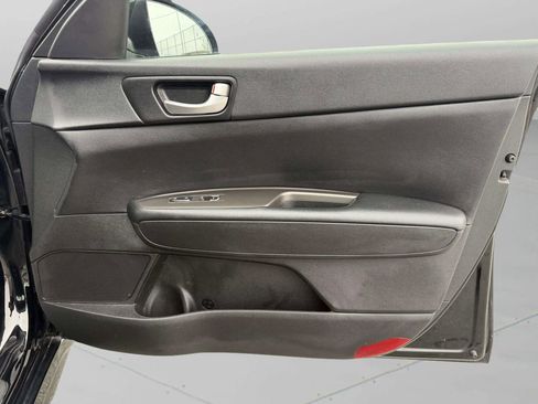 Used 2019 Kia Optima LX image 18