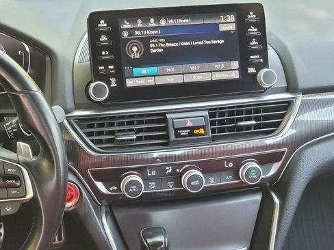 Used 2020 Honda Accord Sport image 15