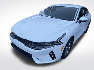 Used 2024 Kia K5 LXS video 3