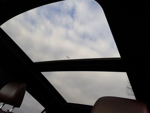 Certified 2024 Ford Expedition Limited image 5