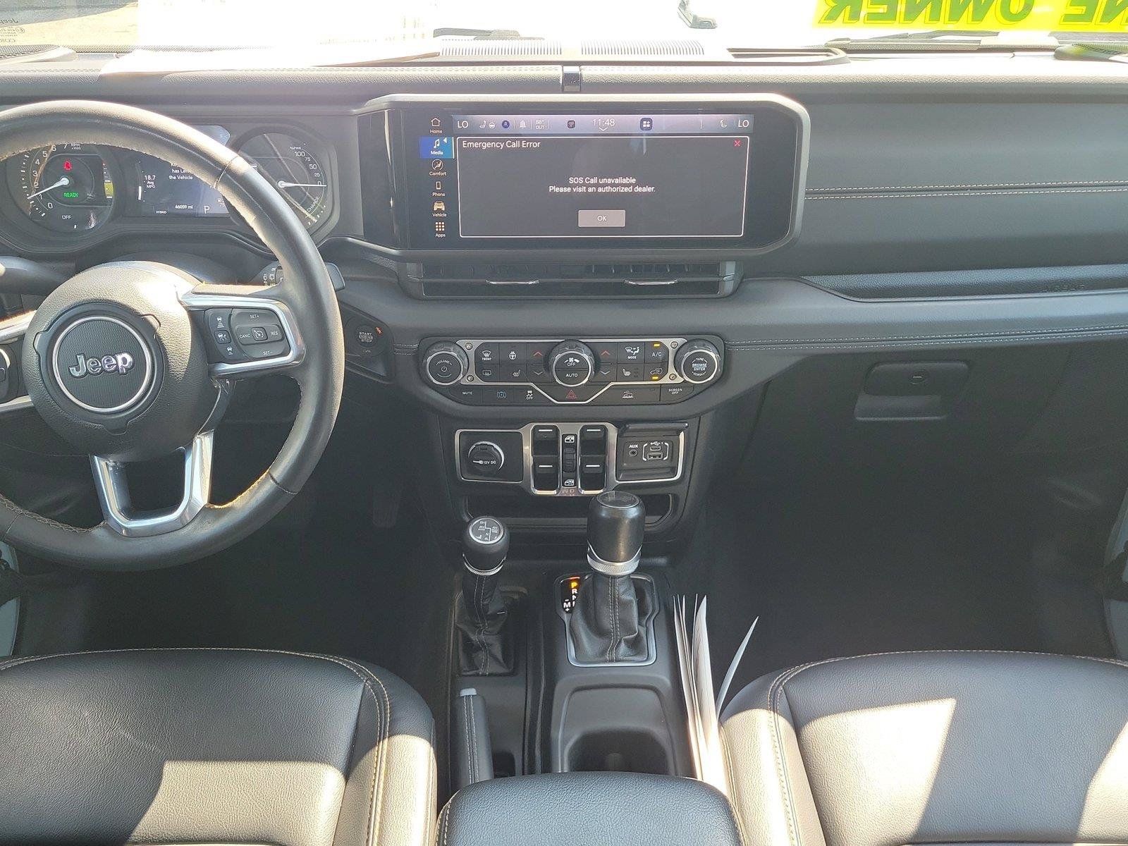 Used 2024 Jeep Wrangler Unlimited Sahara AWD/4WD image 8