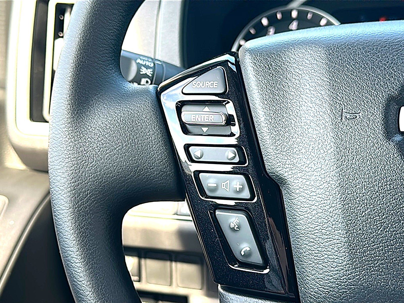New 2027 Nissan Frontier SV RWD image 19
