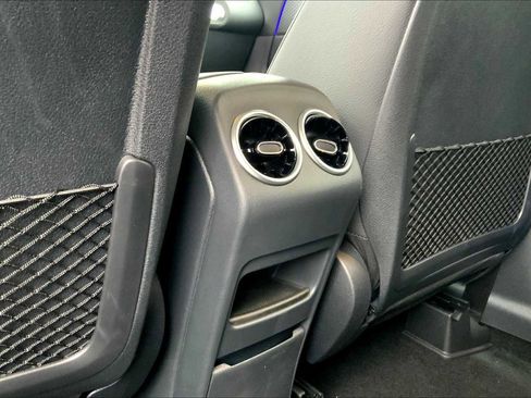 Certified 2025 Mercedes-Benz GLB 250 image 11