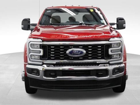 Used 2025 Ford F450 Lariat image 3