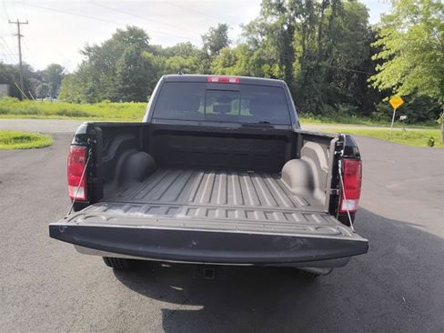 Used 2017 RAM 1500 Big Horn image 10