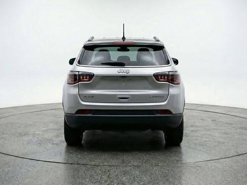Used 2025 Jeep Compass Limited AWD/4WD image 7