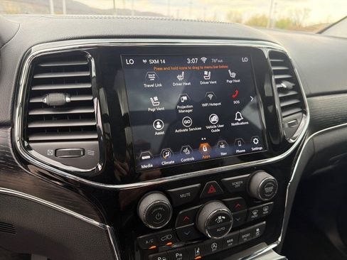 Used 2020 Jeep Grand Cherokee Summit AWD/4WD image 15
