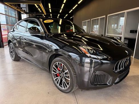 Used 2024 Maserati Grecale GT AWD/4WD image 5