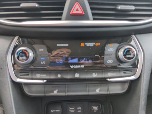 Used 2019 Hyundai Santa Fe Limited FWD image 14