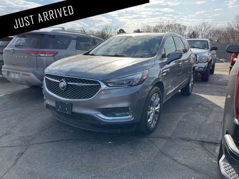 Used 2019 Buick Enclave Avenir w/ Avenir Technology Package image 7