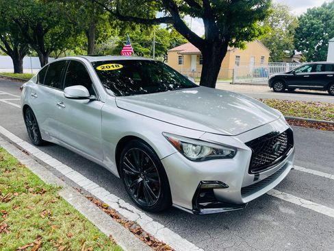 Used 2018 INFINITI Q50 Luxe w/ Essential Package (3.0T Luxe) image 7