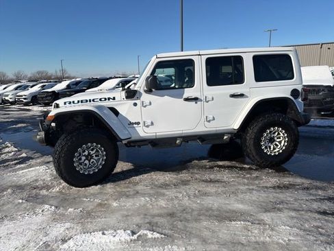 Used 2024 Jeep Wrangler Unlimited Rubicon 4xe image 5