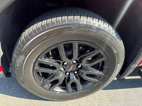 Used 2024 GMC Sierra 1500 Elevation AWD/4WD image 5