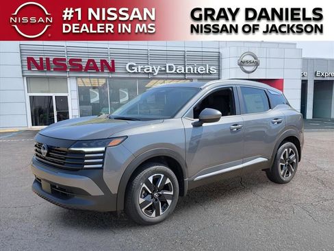 New 2025 Nissan Kicks SV w/ SV Premium Package image 6