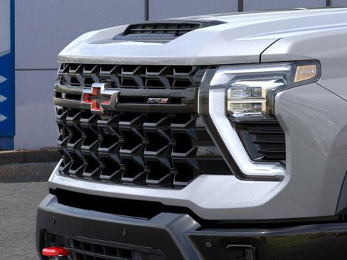 New 2026 Chevrolet Silverado 2500 ZR2 AWD/4WD image 13