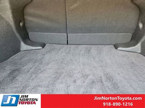 Used 2024 Toyota Corolla SE FWD image 32