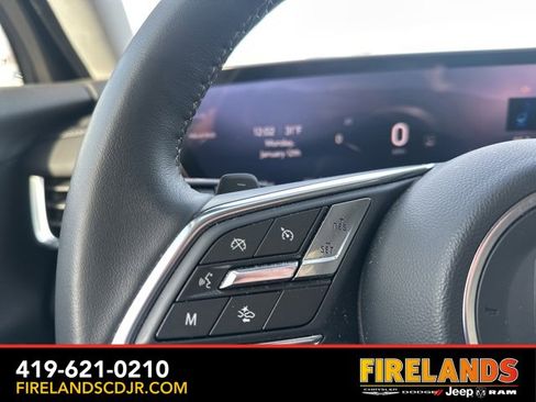 Used 2025 Buick Envision Preferred image 29