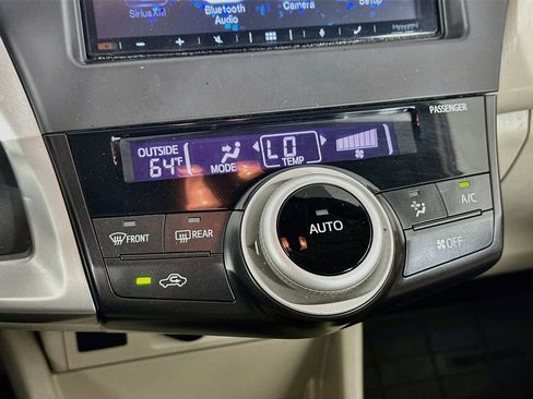 Used 2012 Toyota Prius V Three FWD image 22