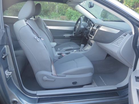 Used 2008 Chrysler Sebring Touring FWD image 15