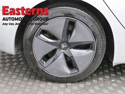 Used 2018 Tesla Model 3 Long Range image 26