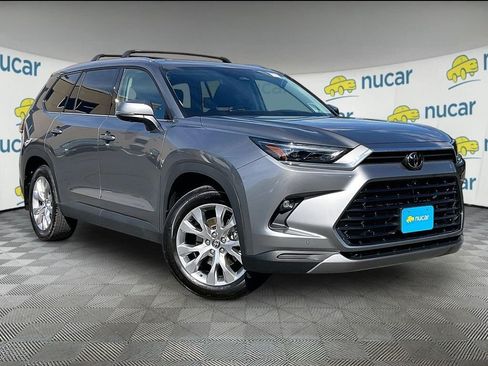 Used 2025 Toyota Grand Highlander AWD Hybrid image 1