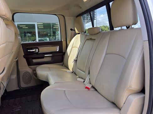 Used 2016 RAM 1500 Laramie w/ Convenience Group AWD/4WD image 28
