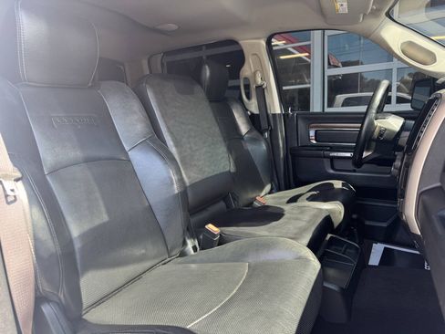 Used 2016 RAM 1500 Laramie AWD/4WD image 33