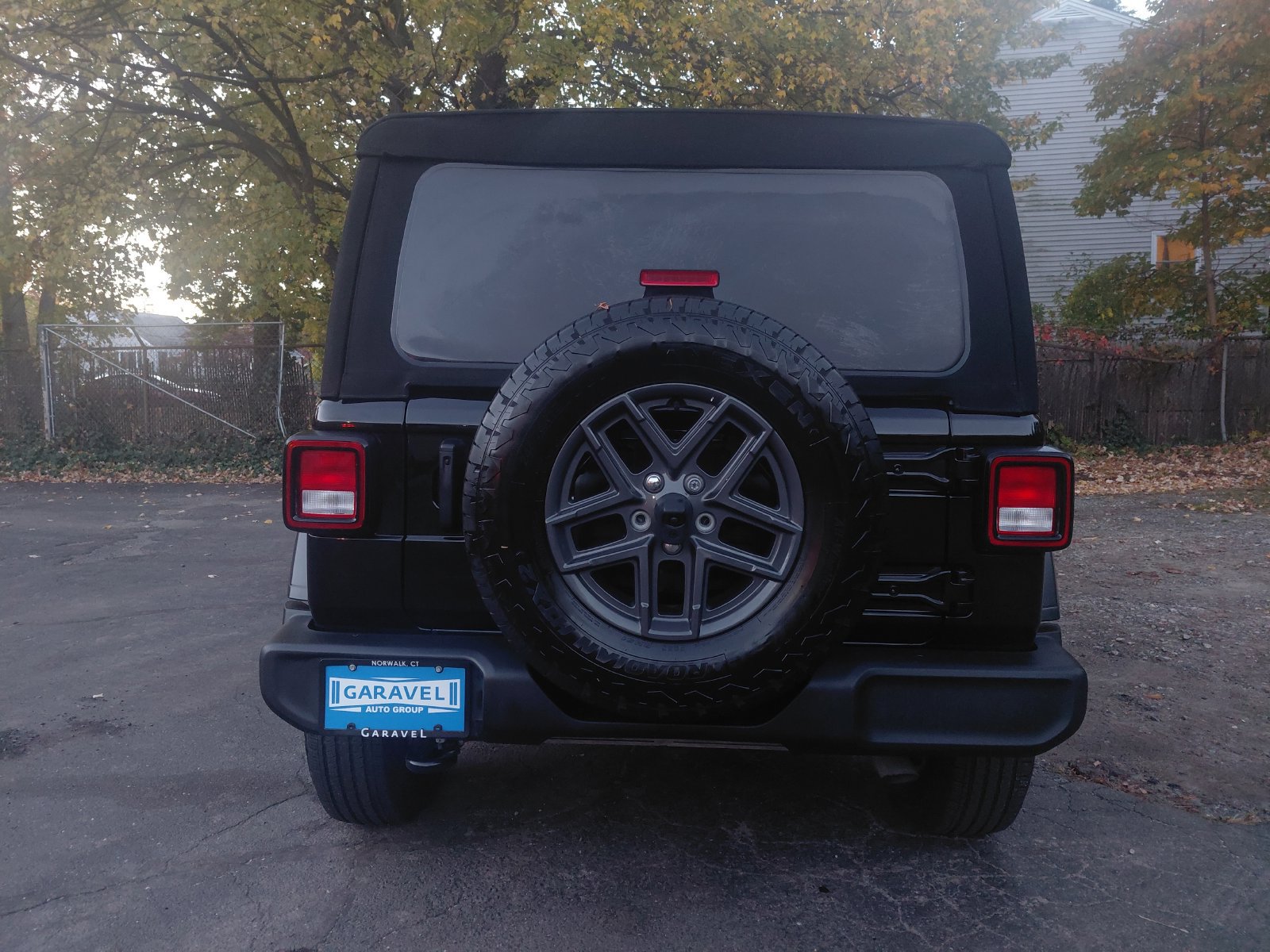 Used 2024 Jeep Wrangler Unlimited Sport AWD/4WD image 30