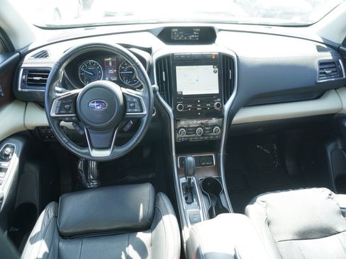 Used 2022 Subaru Ascent Touring AWD/4WD image 2