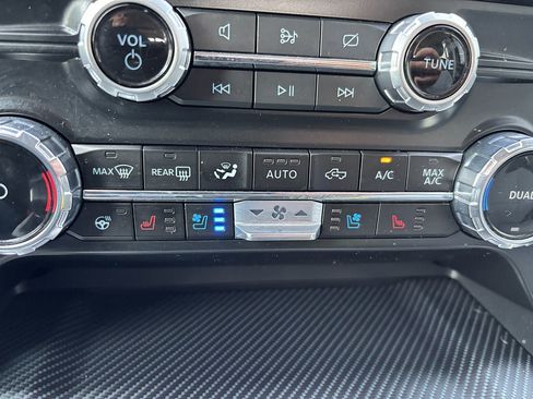 Used 2023 Ford F150 Limited AWD/4WD image 15