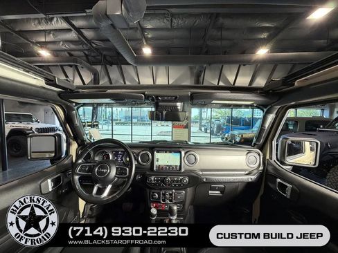 Used 2022 Jeep Wrangler Unlimited Rubicon 4xe w/ Steel Bumper Group AWD/4WD image 28