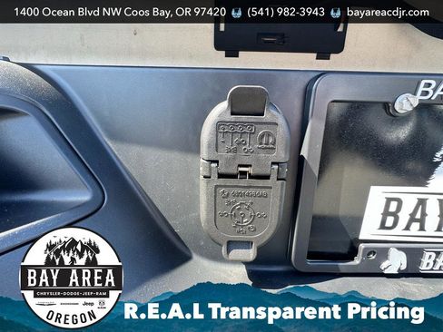 Used 2021 Jeep Gladiator Sport AWD/4WD image 23