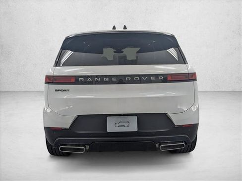 New 2025 Land Rover Range Rover Sport SE image 10