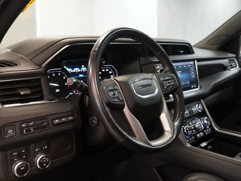 Used 2021 GMC Yukon XL Denali AWD/4WD image 7