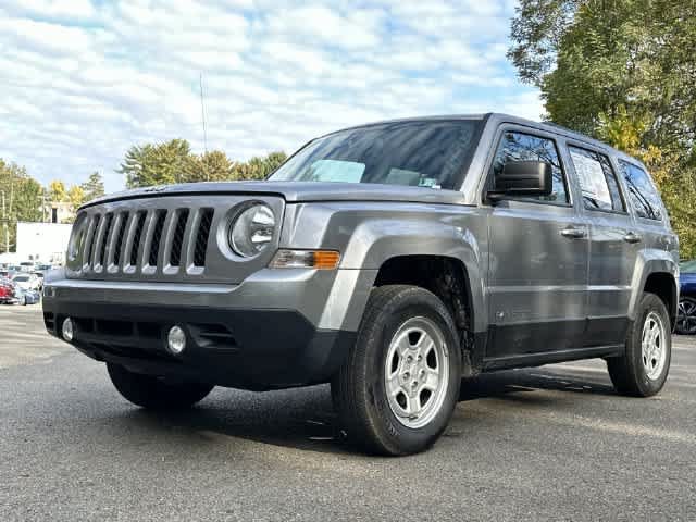 Used 2016 Jeep Patriot Sport w/ Power Value Group AWD/4WD image 17