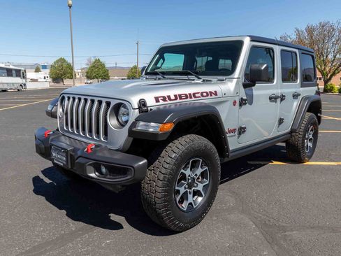 Used 2022 Jeep Wrangler Unlimited Rubicon AWD/4WD image 8