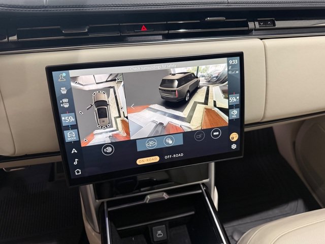 Used 2024 Land Rover Range Rover Long Wheelbase SE AWD/4WD image 20