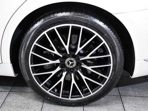 Used 2023 Mercedes-Benz S 500 4MATIC w/ Warmth & Comfort Package image 8