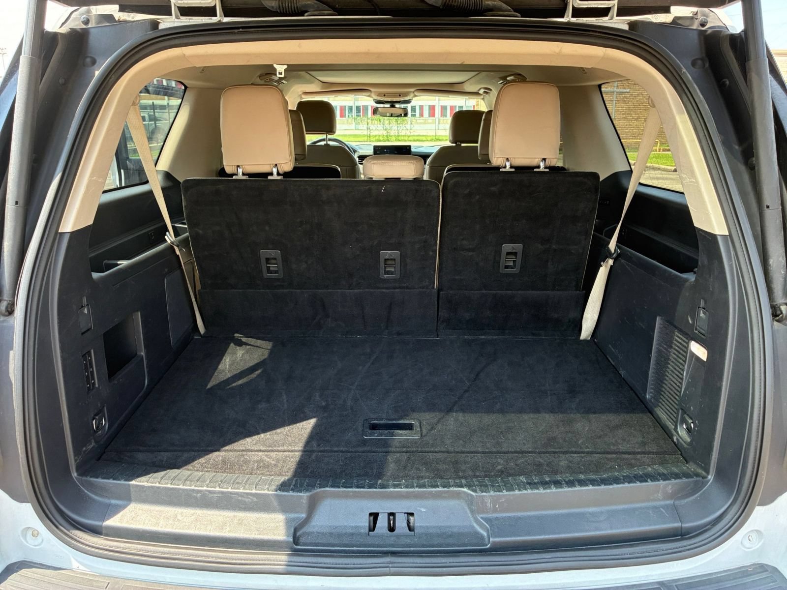 Used 2024 Ford Expedition Max Limited RWD image 35